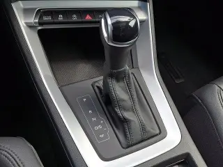 Audi Q3 2025 AWD quattro S line Premium 45 TFSI 4dr SUV