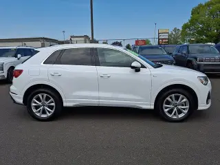 Audi Q3 2025 AWD quattro S line Premium 45 TFSI 4dr SUV