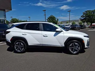 Hyundai TUCSON 2025 AWD SEL 4dr SUV