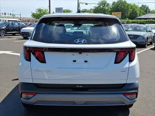 Hyundai TUCSON 2025 AWD SE 4dr SUV