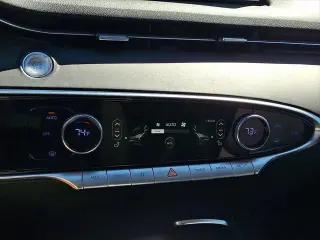 Genesis GV70 2025 AWD 2.5T Standard 4dr SUV