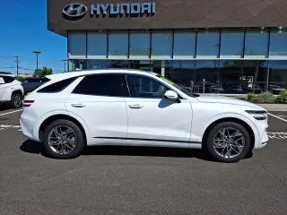 Genesis GV70 2025 AWD 2.5T Standard 4dr SUV