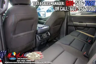 Ford F-150 2023 4x4 Platinum 4dr SuperCrew 6.5 ft. SB