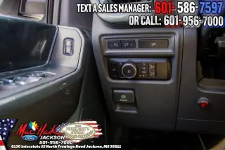 Ford F-150 2023 4x4 Platinum 4dr SuperCrew 6.5 ft. SB