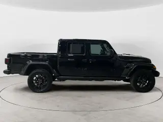 Jeep Gladiator 2025 4x4 Big Bear 4dr Crew Cab 5.0 ft. SB