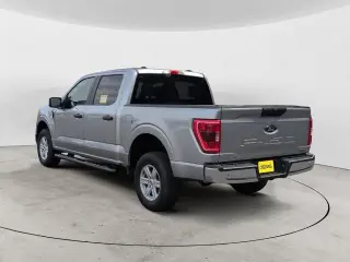Ford F-150 2022 4x4 XL 4dr SuperCrew 6.5 ft. SB