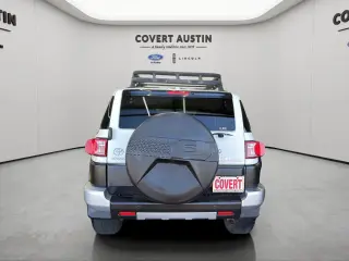 Toyota FJ Cruiser 2011 4x4 4dr SUV 5A