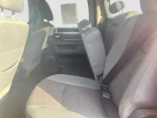 Ram 1500 2013 4x4 SLT 4dr Crew Cab 5.5 ft. SB Pickup