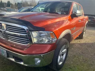 Ram 1500 2013 4x4 SLT 4dr Crew Cab 5.5 ft. SB Pickup