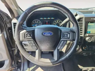 Ford F-150 2017 4x4 XLT 4dr SuperCrew 5.5 ft. SB