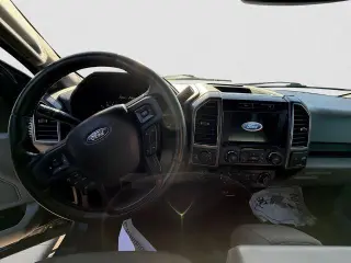 Ford F-150 2017 4x4 XLT 4dr SuperCrew 5.5 ft. SB