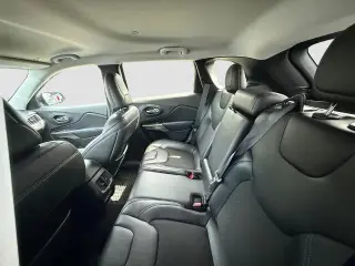 Jeep Cherokee 2019 4x4 Altitude 4dr SUV