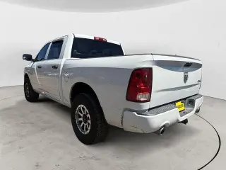 Ram 1500 2013 4x4 Tradesman 4dr Crew Cab 5.5 ft. SB Pickup