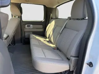 Ford F-150 2010 4x4 XL 4dr SuperCrew Styleside 5.5 ft. SB