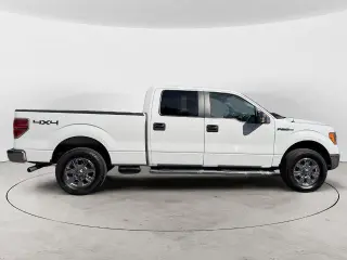 Ford F-150 2010 4x4 XL 4dr SuperCrew Styleside 5.5 ft. SB