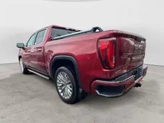 GMC Sierra 1500 2019 4x4 Denali 4dr Crew Cab 6.6 ft. SB
