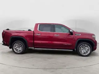 GMC Sierra 1500 2019 4x4 Denali 4dr Crew Cab 6.6 ft. SB