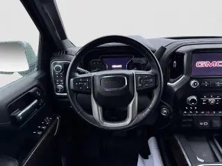 GMC Sierra 1500 2019 4x4 Denali 4dr Crew Cab 6.6 ft. SB
