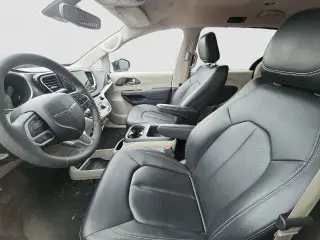 Chrysler Pacifica 2024 Touring L 4dr Mini-Van
