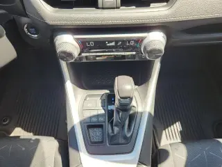 Toyota RAV4 2021 AWD XLE 4dr SUV