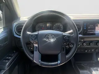 Toyota Tacoma 2019 4x4 TRD Off-Road 4dr Double Cab 6.1 ft LB