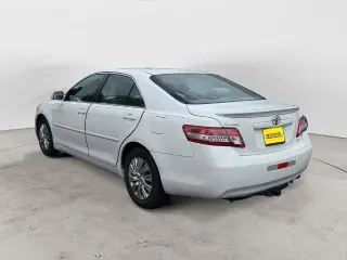 Toyota Camry 2011 SE 4dr Sedan 6M
