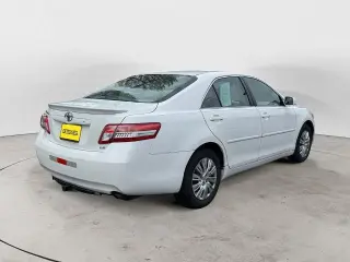 Toyota Camry 2011 SE 4dr Sedan 6M
