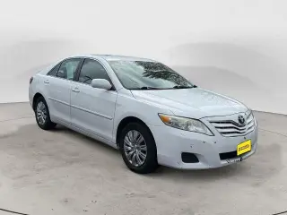 Toyota Camry 2011 SE 4dr Sedan 6M
