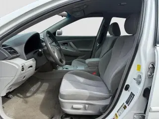 Toyota Camry 2011 SE 4dr Sedan 6M