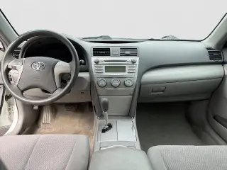 Toyota Camry 2011 SE 4dr Sedan 6M