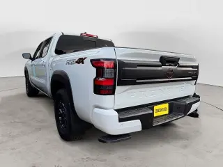 Nissan Frontier 2025 4x4 SV 4dr Crew Cab 6.1 ft. LB
