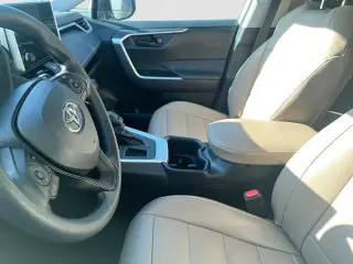 Toyota RAV4 2025 LE 4dr SUV