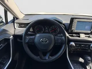 Toyota RAV4 2022 AWD XLE 4dr SUV