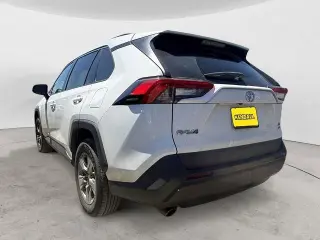 Toyota RAV4 2022 AWD XLE 4dr SUV