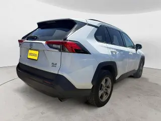 Toyota RAV4 2022 AWD XLE 4dr SUV