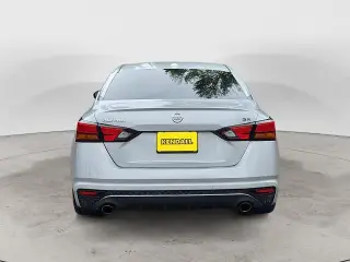 Nissan Altima 2022 2.5 SR 4dr Sedan