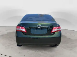 Toyota Camry 2011 SE 4dr Sedan 6M