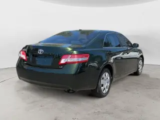 Toyota Camry 2011 SE 4dr Sedan 6M