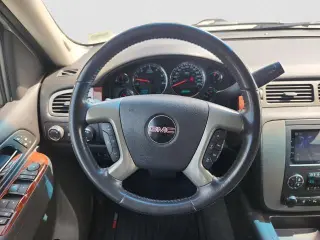 GMC Yukon 2011 4x4 SLT 4dr SUV