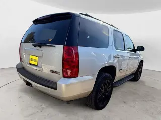 GMC Yukon 2011 4x4 SLT 4dr SUV