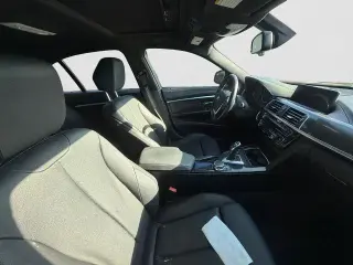 BMW 3 Series 2018 AWD 330i xDrive 4dr Sedan