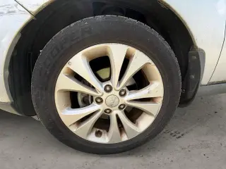 Kia Soul 2015 + 4dr Crossover