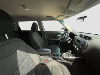 Kia Soul 2015 + 4dr Crossover