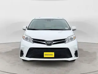 Toyota Sienna 2018 LE 7-Passenger Auto Access Seat 4dr Mini-Van