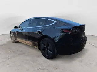Tesla Model 3 2018 Mid Range 4dr Fastback