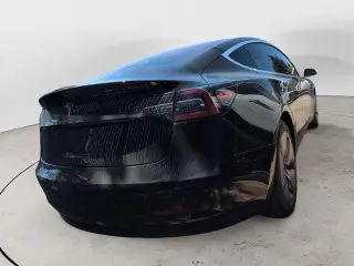 Tesla Model 3 2018 Mid Range 4dr Fastback