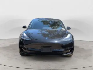 Tesla Model 3 2018 Mid Range 4dr Fastback