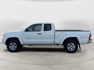 Toyota Tacoma 2006 V6 4dr Access Cab 4WD SB (4L V6 6M)