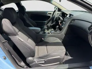 Hyundai Genesis Coupe 2012 2.0T 2dr Coupe