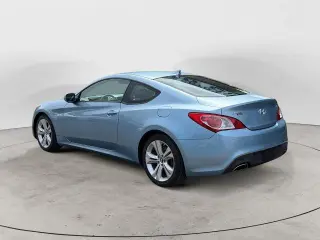 Hyundai Genesis Coupe 2012 2.0T 2dr Coupe
